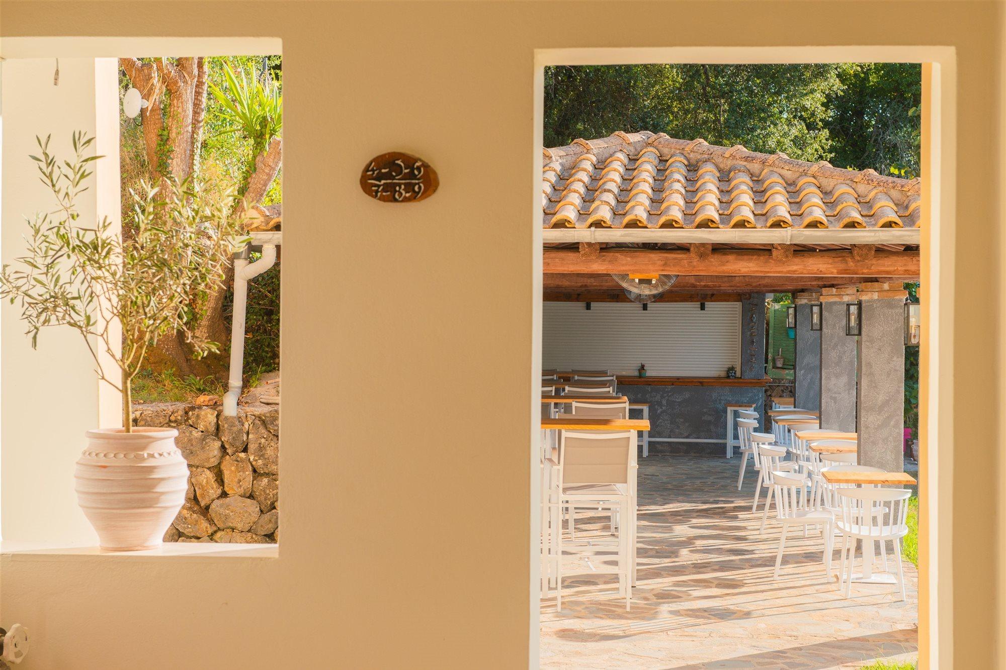 Villa Karmar Hotel Apartments Дассия Экстерьер фото