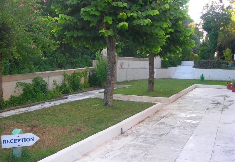 Villa Karmar Hotel Apartments Дассия Экстерьер фото