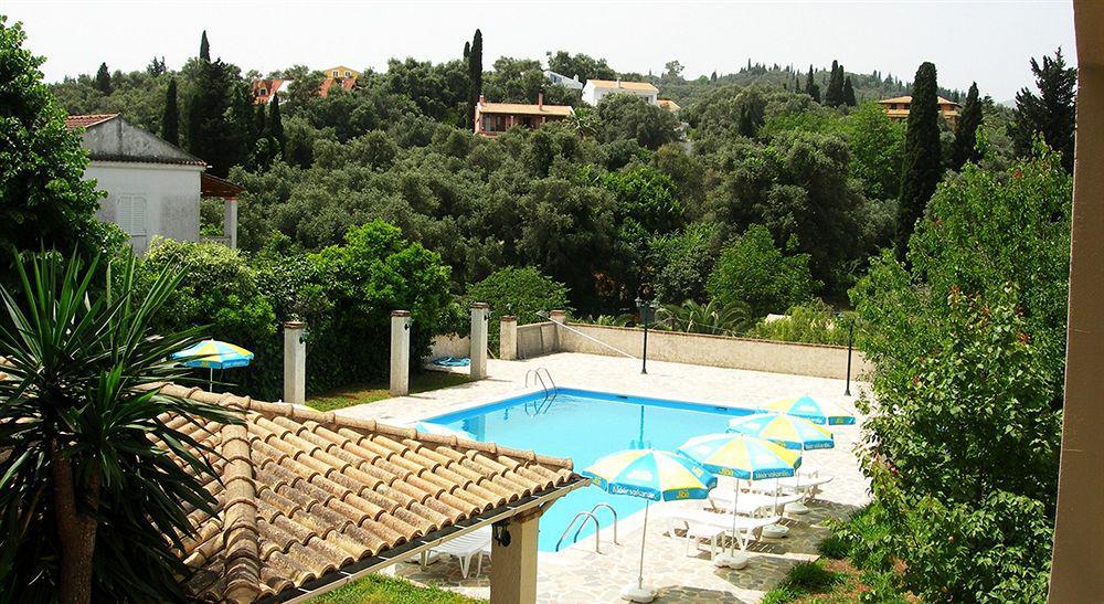 Villa Karmar Hotel Apartments Дассия Экстерьер фото